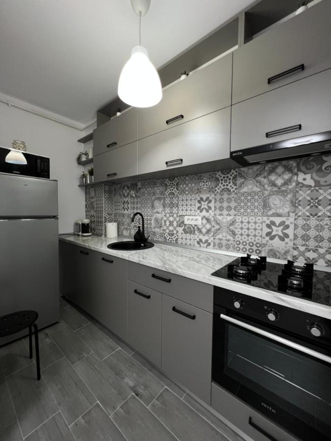 New Residence Apartament Popesti-Leordeni Exterior photo